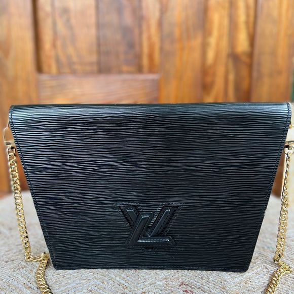 Louis Vuitton Epi Twist Crossbody Clutch Bag